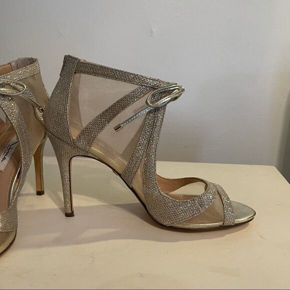 Nina Cherie Heels in Gold Sz 7.5 - Picture 7 of 7